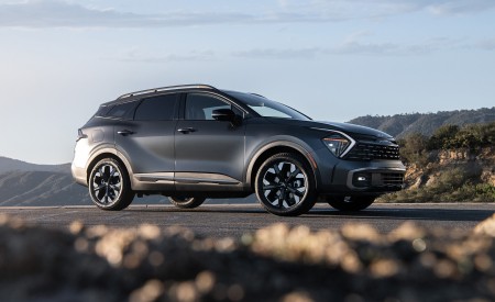 2023 Kia Sportage PHEV Front Three-Quarter Wallpapers 450x275 (7)