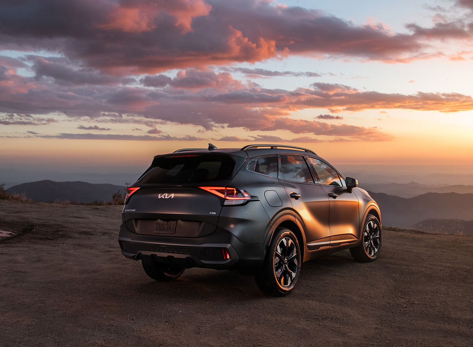 2023 Kia Sportage PHEV Rear Three-Quarter Wallpapers (13)