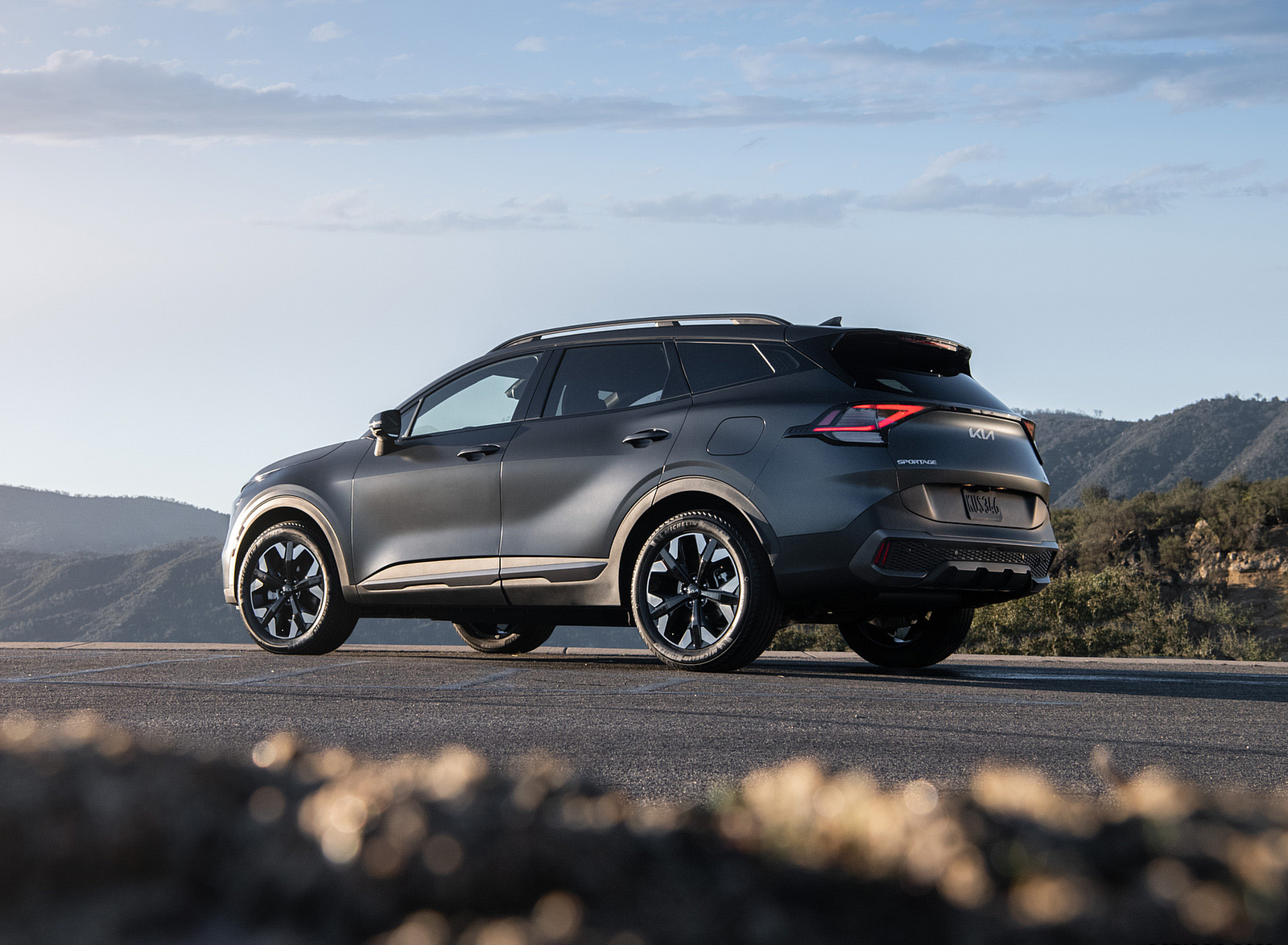 2023 Kia Sportage PHEV Rear Three-Quarter Wallpapers (8)
