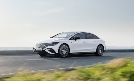 2023 Mercedes-AMG EQE 53 4MATIC+ (Color: Opalite White Bright) Front Three-Quarter Wallpapers 450x275 (181)