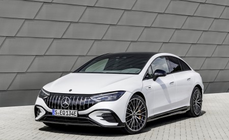 2023 Mercedes-AMG EQE 53 4MATIC+ (Color: Opalite White Bright) Front Three-Quarter Wallpapers 450x275 (196)