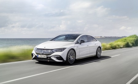 2023 Mercedes-AMG EQE 53 4MATIC+ (Color: Opalite White Bright) Front Three-Quarter Wallpapers 450x275 (177)