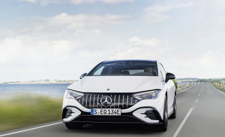 2023 Mercedes-AMG EQE 53 4MATIC+ (Color: Opalite White Bright) Front Wallpapers 450x275 (176)