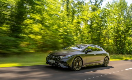2023 Mercedes-AMG EQE 53 4Matic+ Front Three-Quarter Wallpapers 450x275 (118)