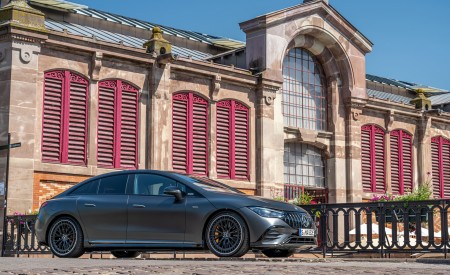 2023 Mercedes-AMG EQE 53 4Matic+ Front Three-Quarter Wallpapers 450x275 (114)