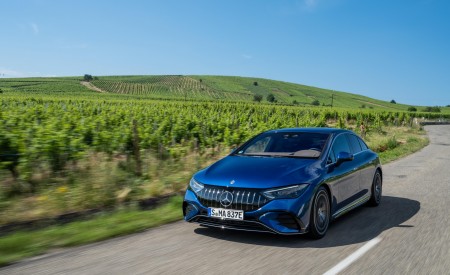 2023 Mercedes-AMG EQE 53 4Matic+ Front Wallpapers 450x275 (44)