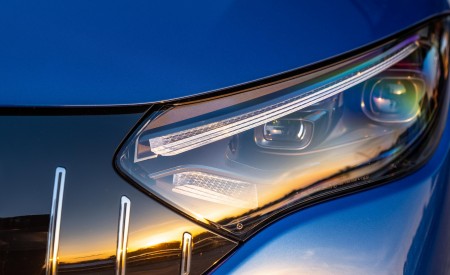 2023 Mercedes-AMG EQE 53 4Matic+ Headlight Wallpapers 450x275 (77)