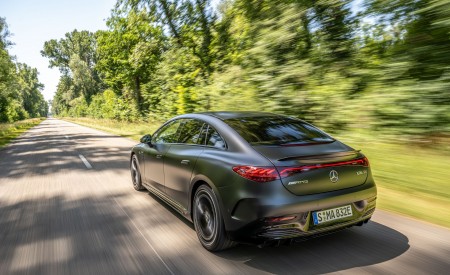 2023 Mercedes-AMG EQE 53 4Matic+ Rear Three-Quarter Wallpapers 450x275 (122)