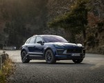 2023 Porsche Macan T (Color: Gentian Blue Metallic) Front Three-Quarter Wallpapers 150x120
