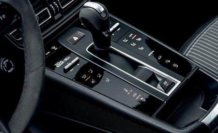 2023 Porsche Macan T (Color: Papaya Metallic) Central Console Wallpapers 450x275 (154)