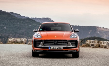 2023 Porsche Macan T (Color: Papaya Metallic) Front Wallpapers 450x275 (130)