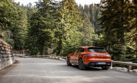 2023 Porsche Macan T (Color: Papaya Metallic) Rear Wallpapers  450x275 (104)