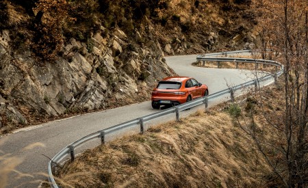 2023 Porsche Macan T (Color: Papaya Metallic) Rear Wallpapers 450x275 (113)