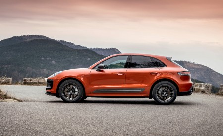 2023 Porsche Macan T (Color: Papaya Metallic) Side Wallpapers 450x275 (136)