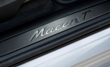 2023 Porsche Macan T (Color: Pure White) Door Sill Wallpapers 450x275 (70)