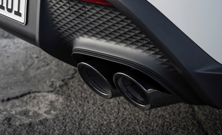 2023 Porsche Macan T (Color: Pure White) Exhaust Wallpapers 450x275 (67)