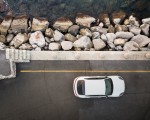 2023 Porsche Macan T (Color: Pure White) Top Wallpapers 150x120 (29)