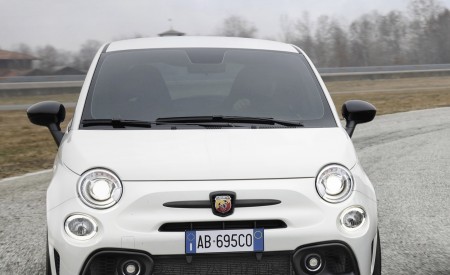 2022 Abarth 695 Competizione Front Wallpapers 450x275 (4)