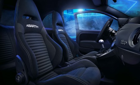 2022 Abarth 695 Competizione Interior Wallpapers 450x275 (21)