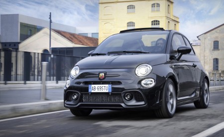 2022 Abarth 695 Turismo Front Wallpapers 450x275 (4)