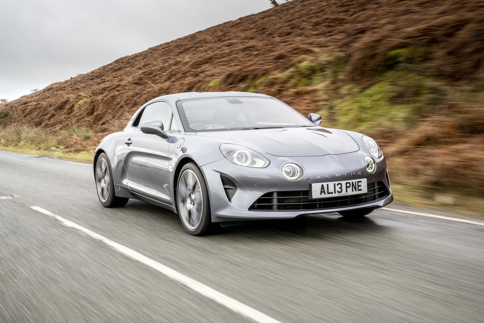 2022 Alpine A110 GT (UK-Spec) Front Three-Quarter Wallpapers (1)