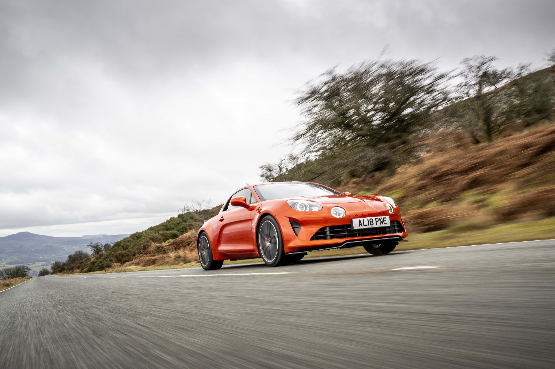 2022 Alpine A110 S UK version Front Three-Quarter Wallpapers (14)
