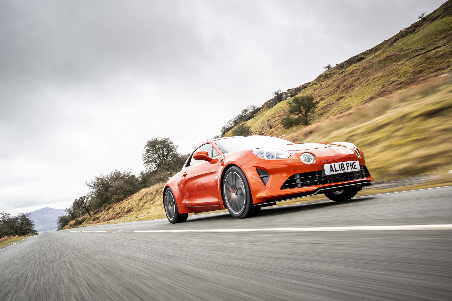 2022 Alpine A110 S UK version Front Three-Quarter Wallpapers (15)