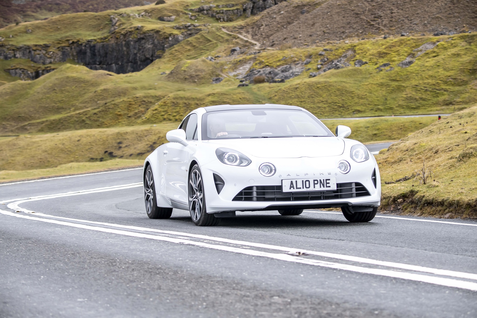 2022 Alpine A110 UK version Front Wallpapers (11)