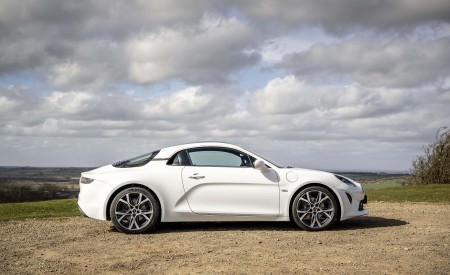 2022 Alpine A110 UK version Side Wallpapers 450x275 (4)