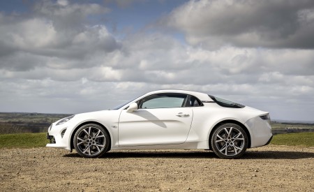 2022 Alpine A110 UK version Side Wallpapers  450x275 (5)