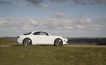 2022 Alpine A110 UK version Side Wallpapers 450x275 (18)