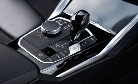 2022 BMW 2 Series 220i Coupé (UK-Spec) Interior Detail Wallpapers 450x275 (76)