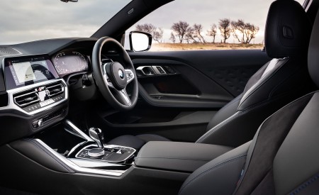 2022 BMW 2 Series 220i Coupé (UK-Spec) Interior Wallpapers 450x275 (69)