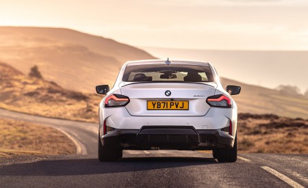 2022 BMW 2 Series 220i Coupé (UK-Spec) Rear Wallpapers 450x275 (47)