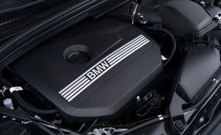 2022 BMW 2 Series 223i Active Tourer (UK-Spec) Engine Wallpapers 450x275 (24)