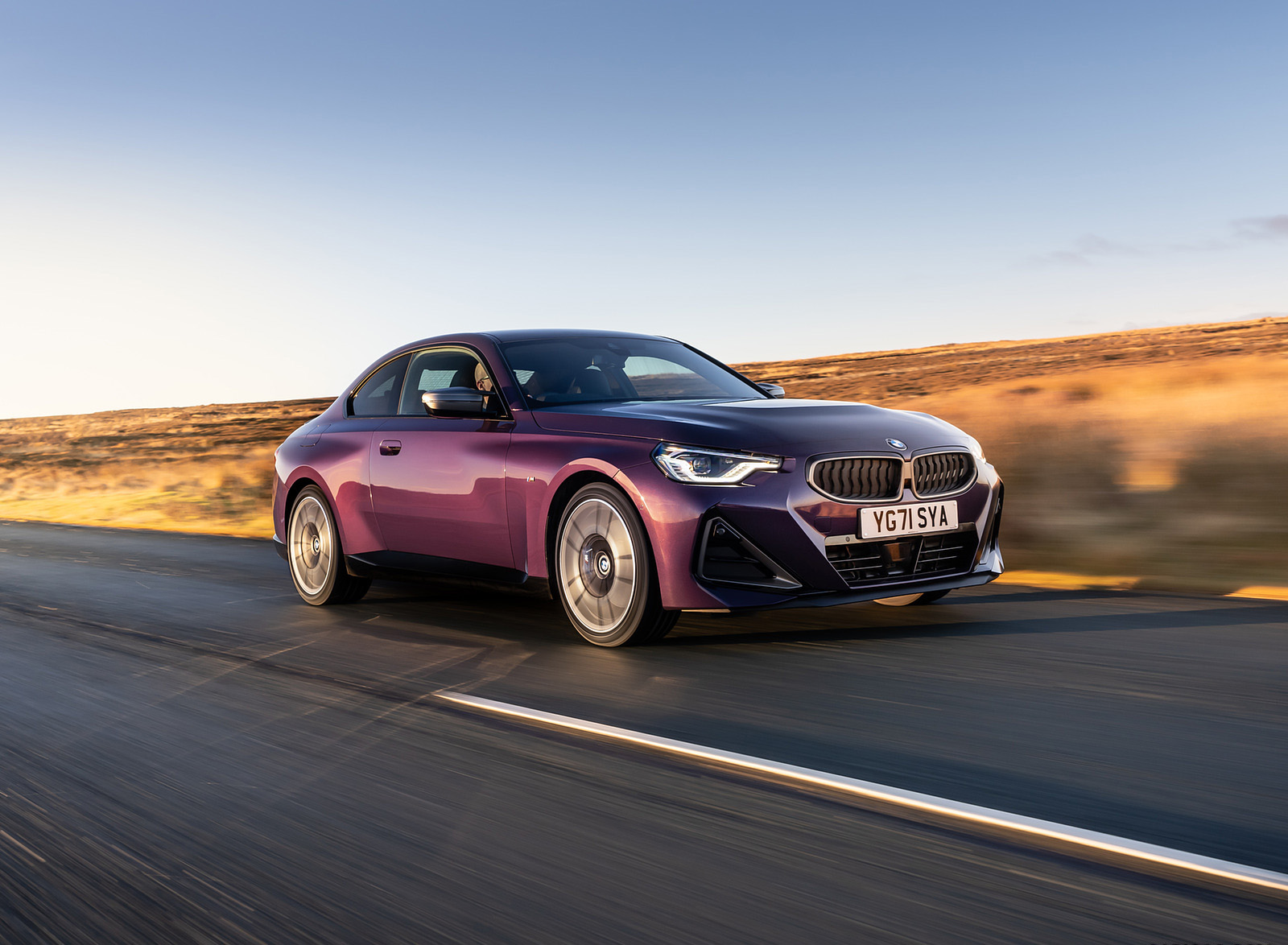 2022 BMW 2 Series M240i Coupé (UK-Spec) Front Three-Quarter Wallpapers (12)