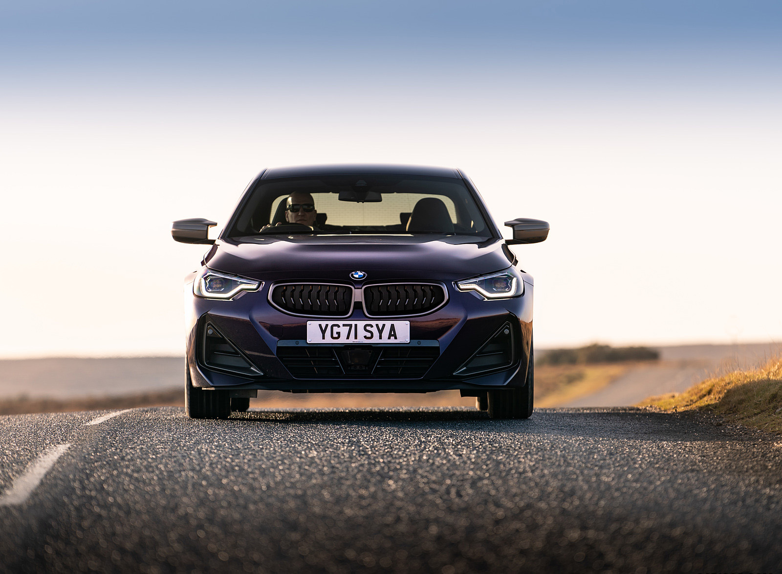 2022 BMW 2 Series M240i Coupé (UK-Spec) Front Wallpapers (15)