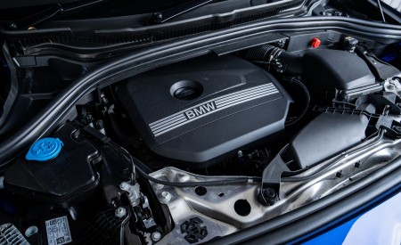 2022 BMW 218i Active Tourer M Sport Launch Edition Engine Wallpapers 450x275 (51)