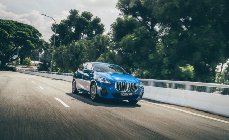 2022 BMW 218i Active Tourer M Sport Launch Edition Front Wallpapers  450x275 (8)