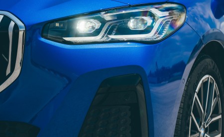2022 BMW 218i Active Tourer M Sport Launch Edition Headlight Wallpapers 450x275 (44)