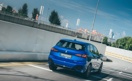 2022 BMW 218i Active Tourer M Sport Launch Edition Rear Wallpapers 450x275 (2)