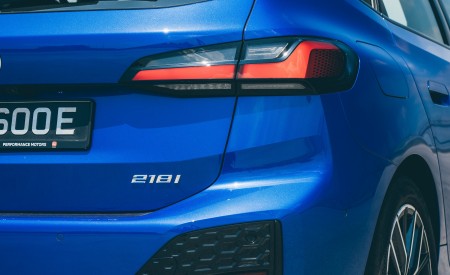 2022 BMW 218i Active Tourer M Sport Launch Edition Tail Light Wallpapers 450x275 (49)