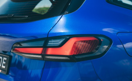 2022 BMW 218i Active Tourer M Sport Launch Edition Tail Light Wallpapers 450x275 (50)
