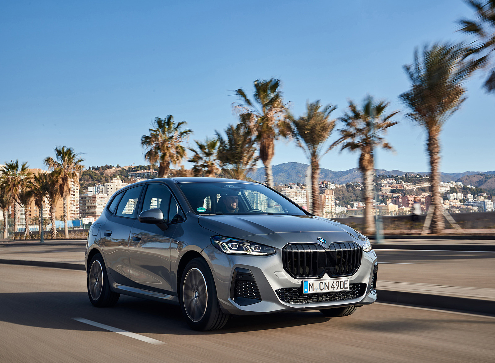 2022 BMW 230e Active Tourer Front Three-Quarter Wallpapers  (10)