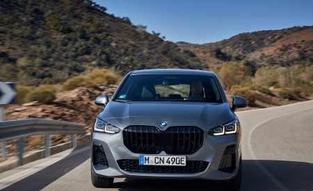 2022 BMW 230e Active Tourer Front Wallpapers 450x275 (24)