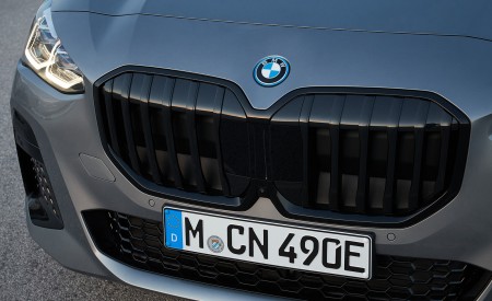 2022 BMW 230e Active Tourer Grille Wallpapers 450x275 (88)