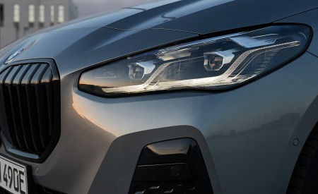 2022 BMW 230e Active Tourer Headlight Wallpapers 450x275 (91)