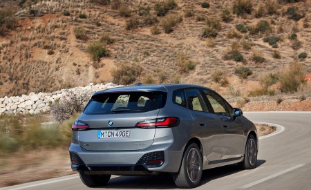 2022 BMW 230e Active Tourer Rear Wallpapers  450x275 (28)