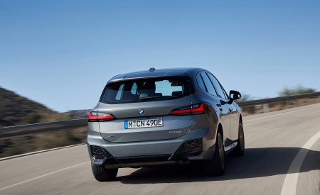 2022 BMW 230e Active Tourer Rear Wallpapers 450x275 (30)