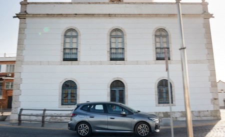 2022 BMW 230e Active Tourer Side Wallpapers 450x275 (47)